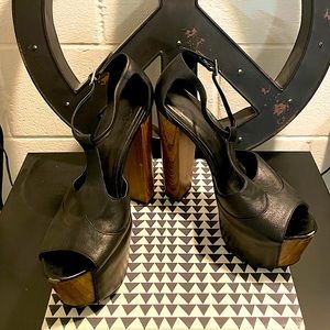 70s wood platform sandal - size 7